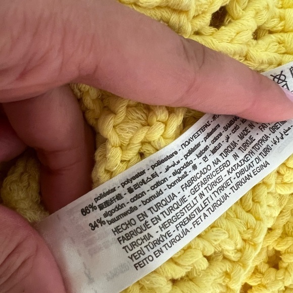 NWT ZARA Pom Pom Knit Yellow Cropped Sweater Sz S - Picture 8 of 8